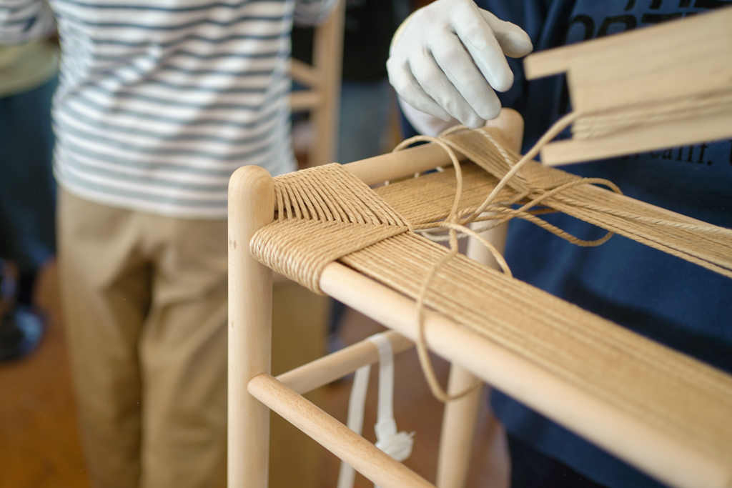 title: 水辺のくに博覧会 “スツール座編みWS”｜2019.11.20 | Page No,344 | No.6 | sync-furniture | 株式会社 SYNC | 福岡県 家具工房 | オーダーメイドキッチン