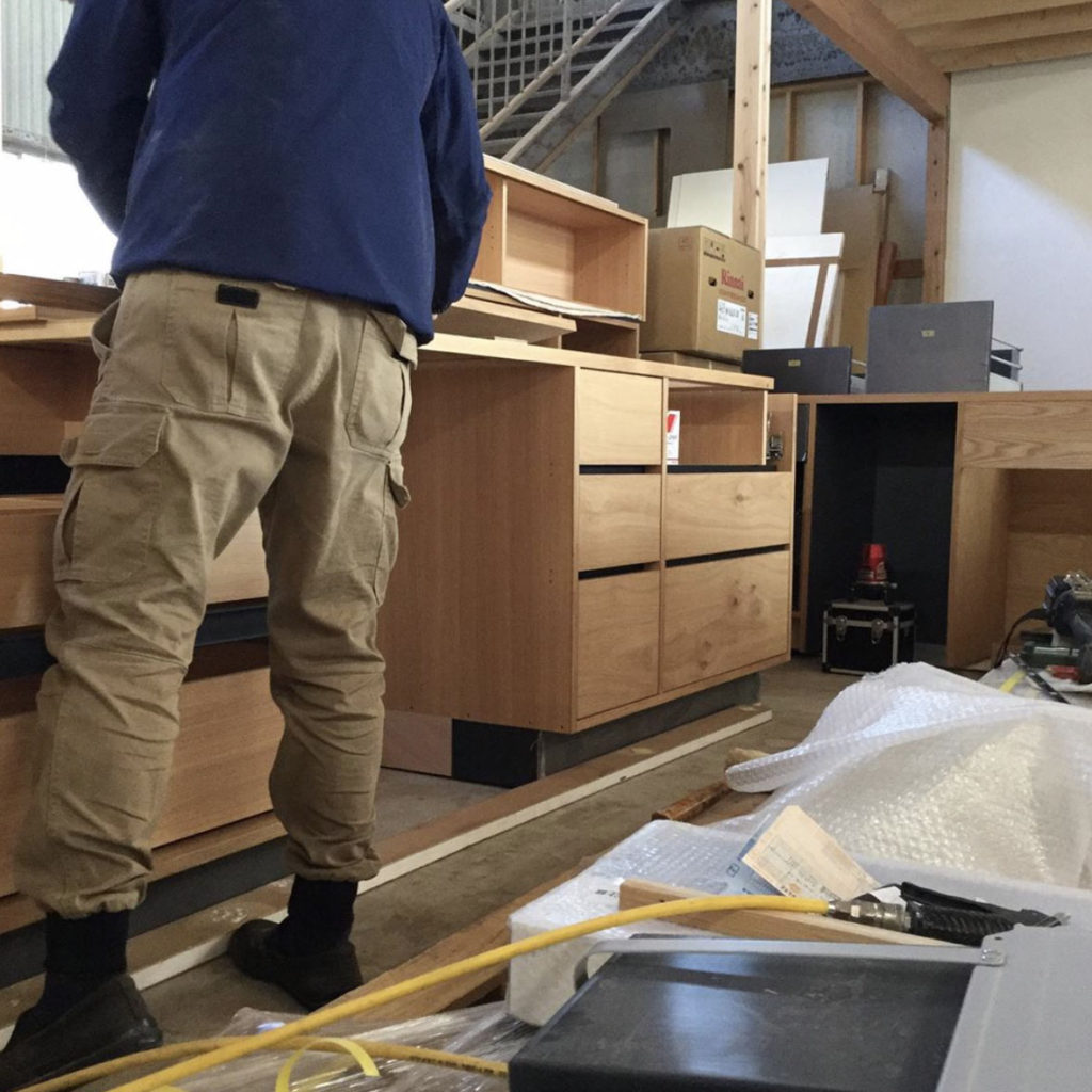 title: 02.04 tue | Page No,369 | No.1 | sync-furniture | 株式会社 SYNC | 福岡県 家具工房 | オーダーメイドキッチン