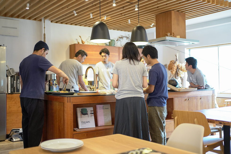 title: 07.13 mon | Page No,414 | No.5 | sync-furniture | 株式会社 SYNC | 福岡県 家具工房 | オーダーメイドキッチン