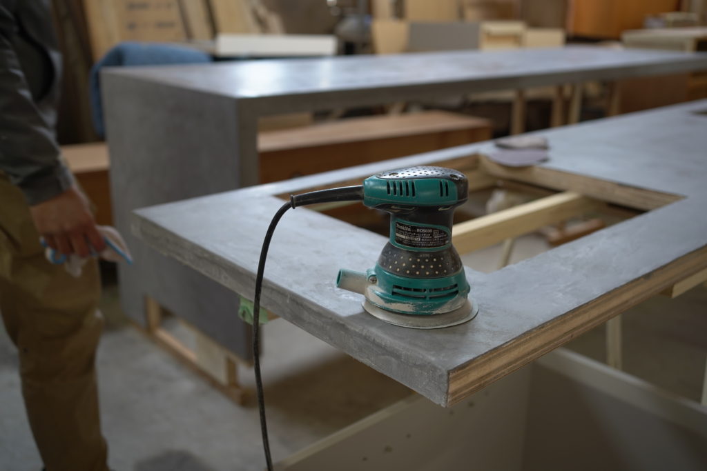 title: 04.06 tue | Page No,442 | No.2 | sync-furniture | 株式会社 SYNC | 福岡県 家具工房 | オーダーメイドキッチン