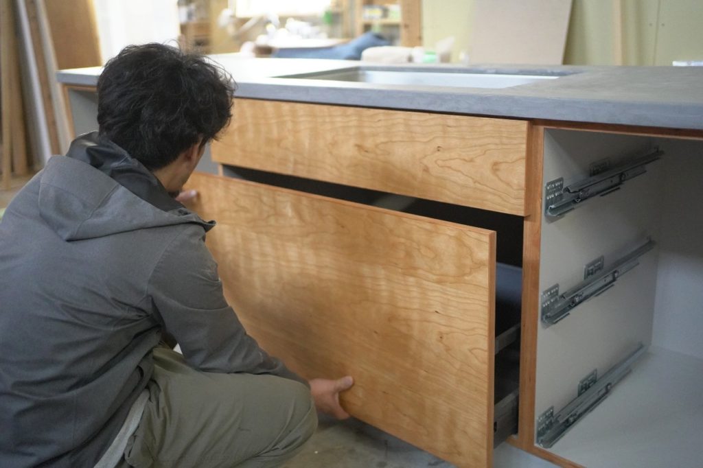 title: 04.19 mon | Page No,445 | No.1 | sync-furniture | 株式会社 SYNC | 福岡県 家具工房 | オーダーメイドキッチン