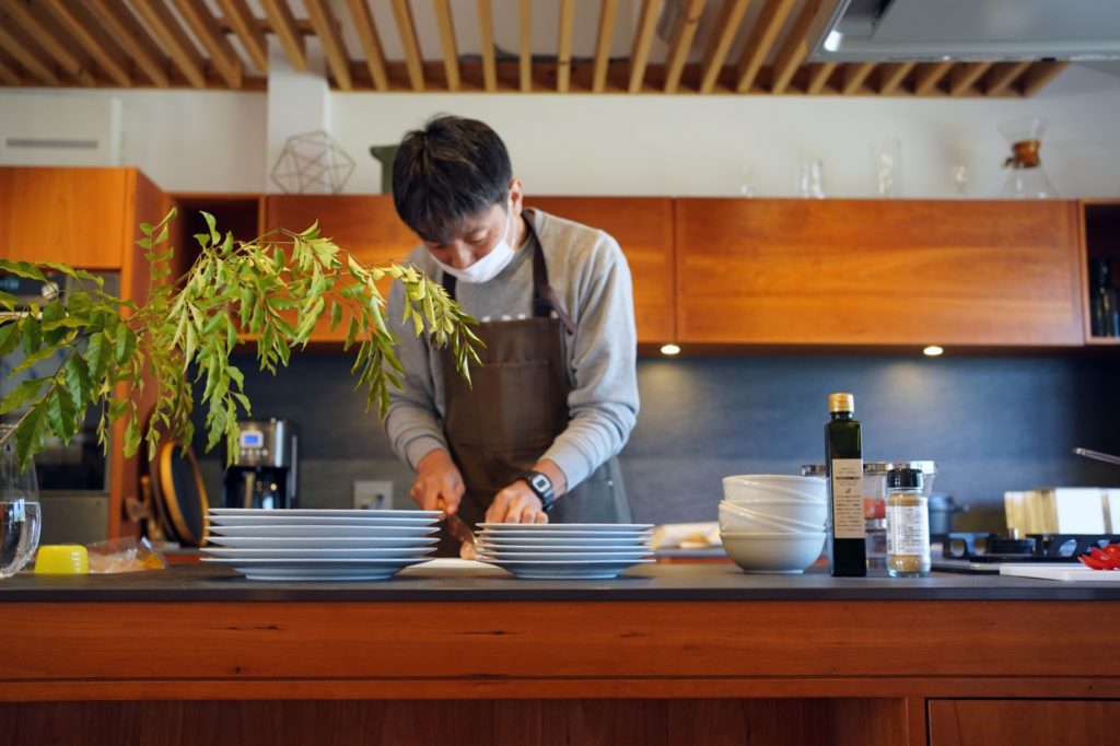 title: 10.29 fri | Page No,480 | No.4 | sync-furniture | 株式会社 SYNC | 福岡県 家具工房 | オーダーメイドキッチン