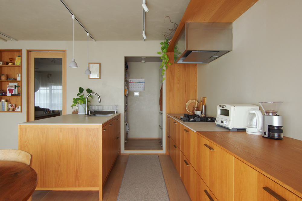 title: RENOVATION 09｜マンション | Page No,576 | No.15 | sync-furniture | 株式会社 SYNC | 福岡県 家具工房 | オーダーメイドキッチン