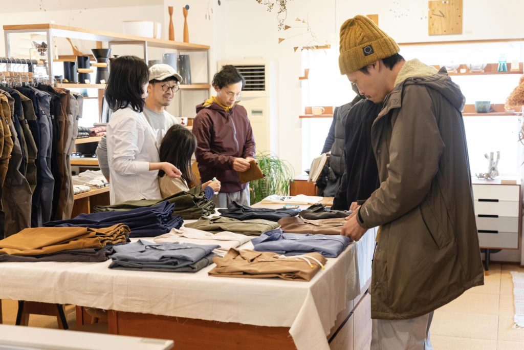 title: Pop-up store｜TORAYA EQUIPMENT × Hajimari in CLASSTA | Page No,539 | No.1 | sync-furniture | 株式会社 SYNC | 福岡県 家具工房 | オーダーメイドキッチン