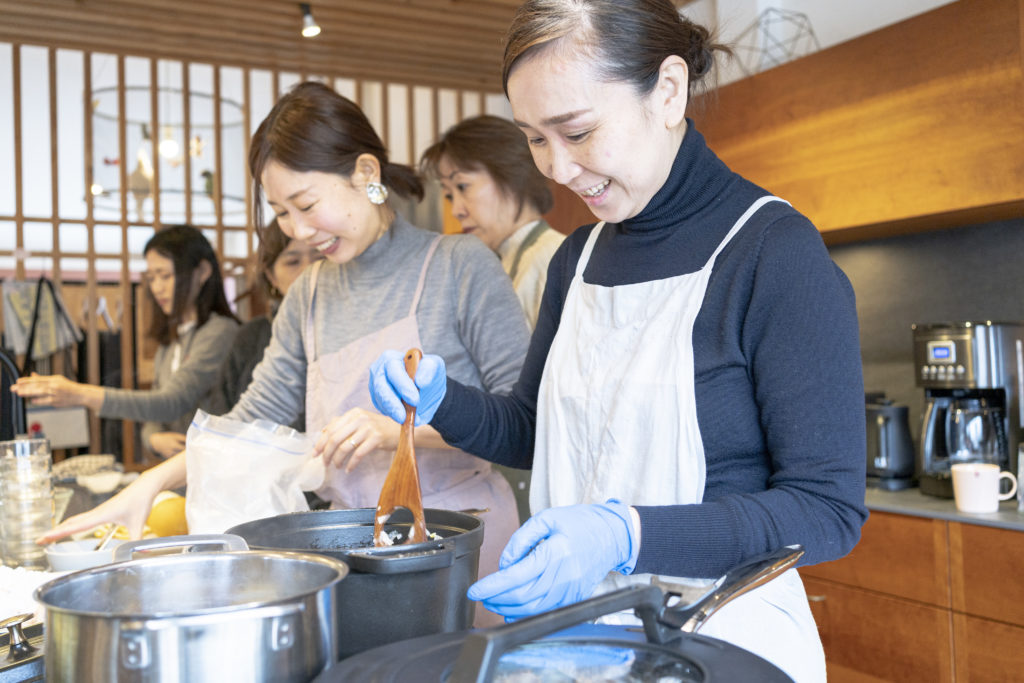 title: meili “春の養生薬膳レッスン”|2024.3.9 | Page No,551 | No.12 | sync-furniture | 株式会社 SYNC | 福岡県 家具工房 | オーダーメイドキッチン