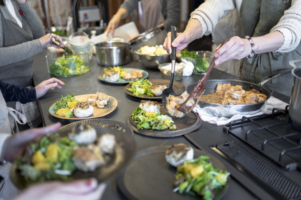 title: meili “春の養生薬膳レッスン”｜2024.3.9 | Page No,551 | No.13 | sync-furniture | 株式会社 SYNC | 福岡県 家具工房 | オーダーメイドキッチン