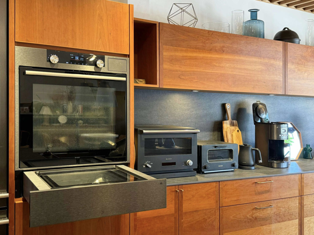 title: 09.10 Tue | Page No,558 | No.2 | sync-furniture | 株式会社 SYNC | 福岡県 家具工房 | オーダーメイドキッチン