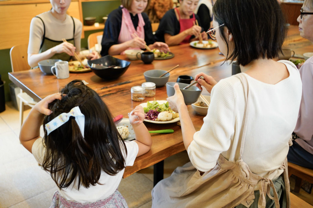 title: meili “秋の養生薬膳レッスン”｜2024.9.30 | Page No,559 | No.7 | sync-furniture | 株式会社 SYNC | 福岡県 家具工房 | オーダーメイドキッチン