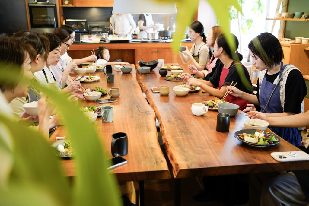 title: meili “秋の養生薬膳レッスン”｜2024.9.30 | Page No,559 | No.8 | sync-furniture | 株式会社 SYNC | 福岡県 家具工房 | オーダーメイドキッチン