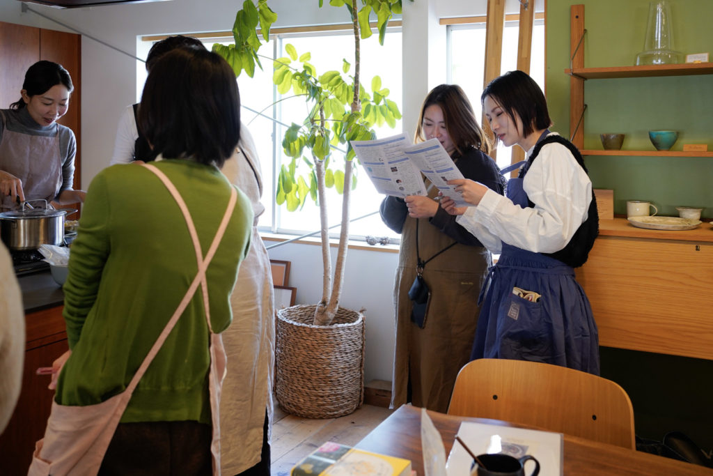 title: meili “冬の養生薬膳レッスン”｜2024.11.30 | Page No,561 | No.5 | sync-furniture | 株式会社 SYNC | 福岡県 家具工房 | オーダーメイドキッチン
