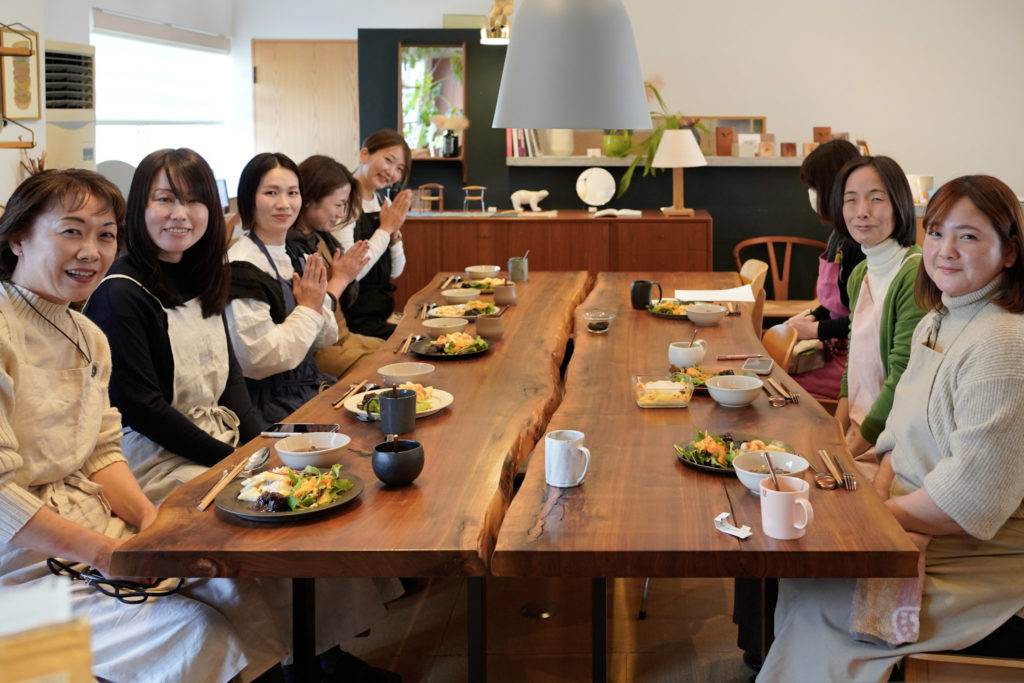 title: meili “冬の養生薬膳レッスン”｜2024.11.30 | Page No,561 | No.9 | sync-furniture | 株式会社 SYNC | 福岡県 家具工房 | オーダーメイドキッチン
