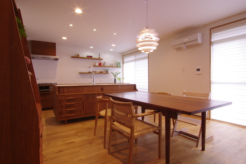 title: 05.22｜staff 宮城邸のキッチン製作秘話 | Page No,579 | No.2 | sync-furniture | 株式会社 SYNC | 福岡県 家具工房 | オーダーメイドキッチン