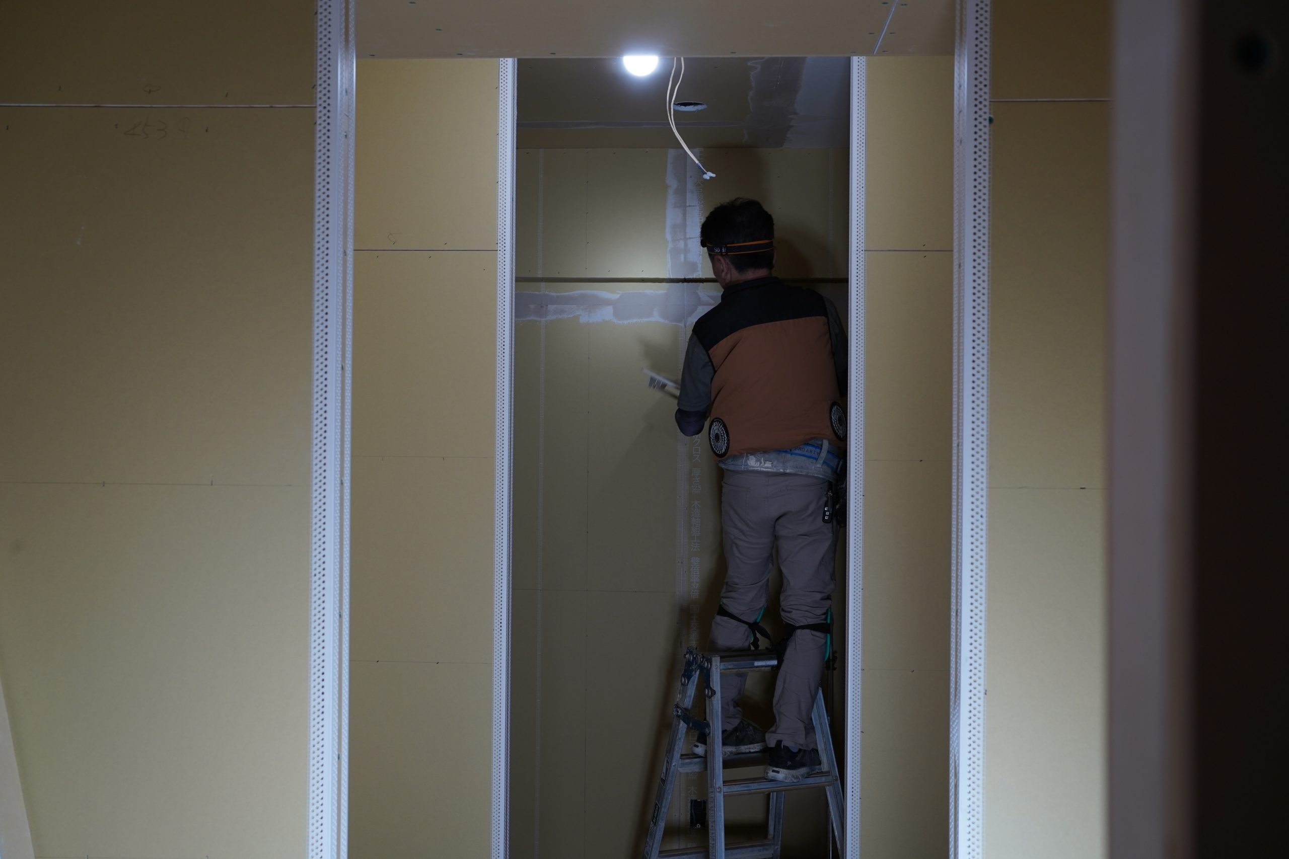 title: 10.17｜マンションリノベ日記 #10 | Page No,618 | No.4 | sync-furniture | 株式会社 SYNC | 福岡県 家具工房 | オーダーメイドキッチン