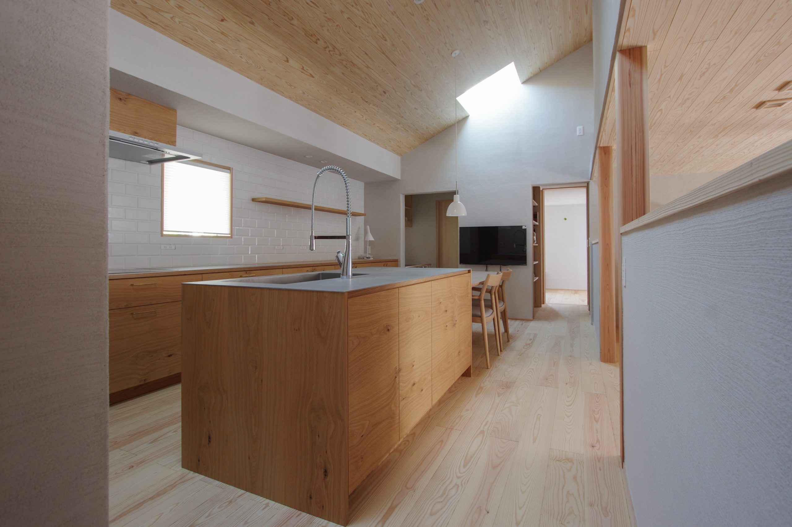 title: 10.06｜一番人気のステンレス天板 | Page No,613 | No.3 | sync-furniture | 株式会社 SYNC | 福岡県 家具工房 | オーダーメイドキッチン