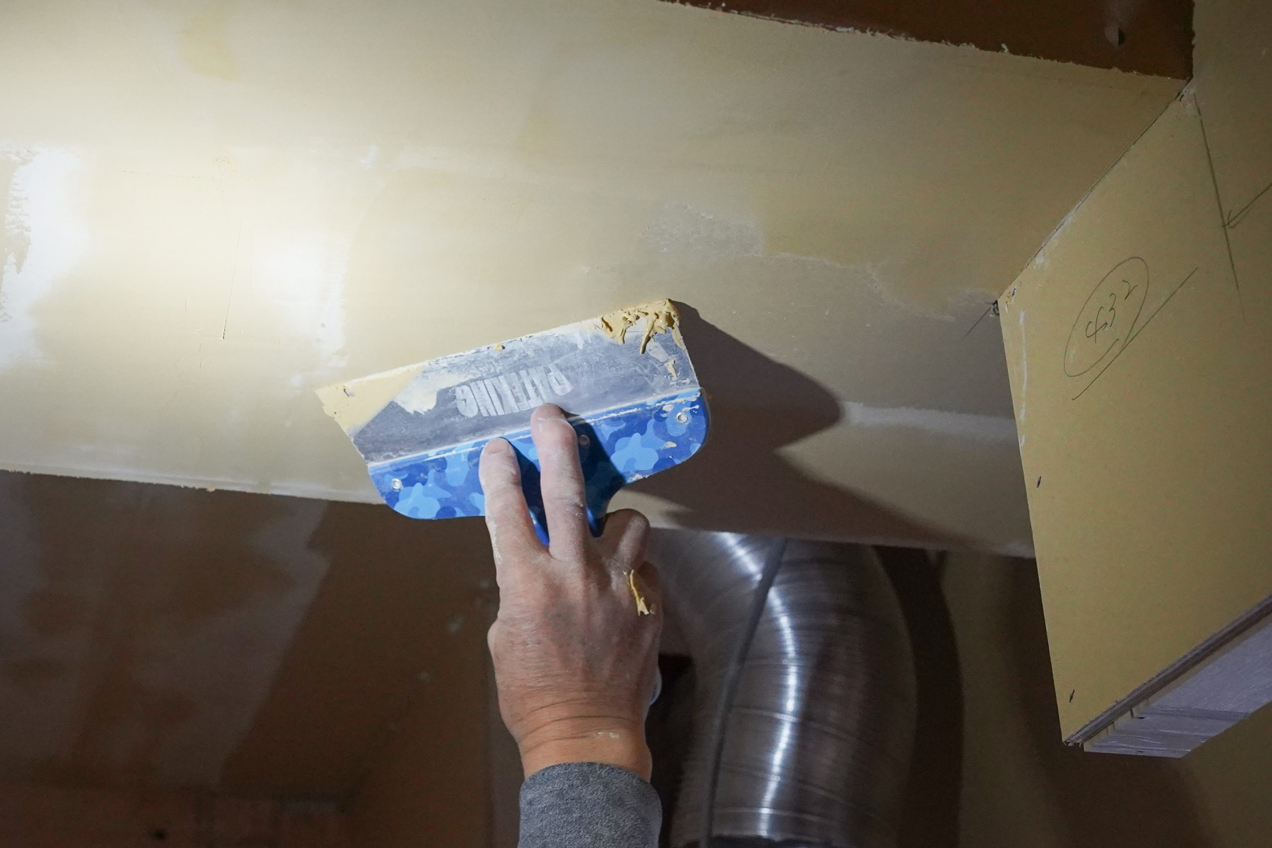 title: 10.30｜マンションリノベ日記 #13 | Page No,621 | No.5 | sync-furniture | 株式会社 SYNC | 福岡県 家具工房 | オーダーメイドキッチン