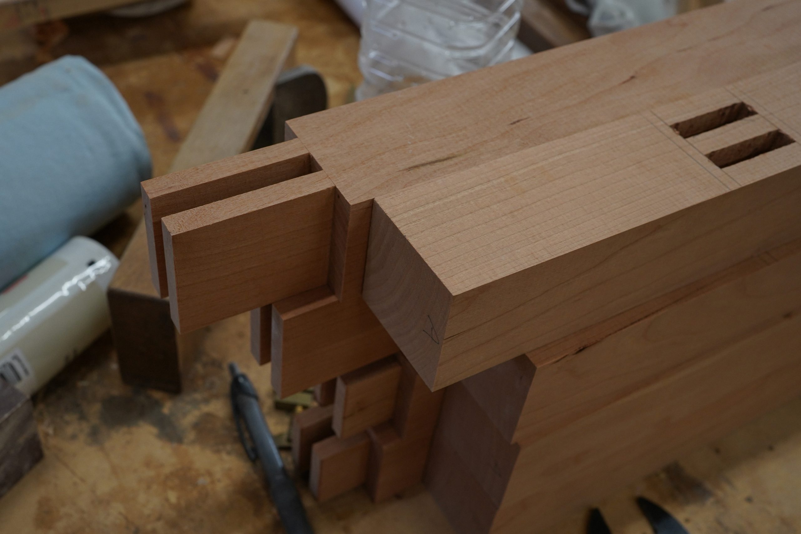 title: 12.16｜木材同士をつなぐ継手 | Page No,636 | No.4 | sync-furniture | 株式会社 SYNC | 福岡県 家具工房 | オーダーメイドキッチン