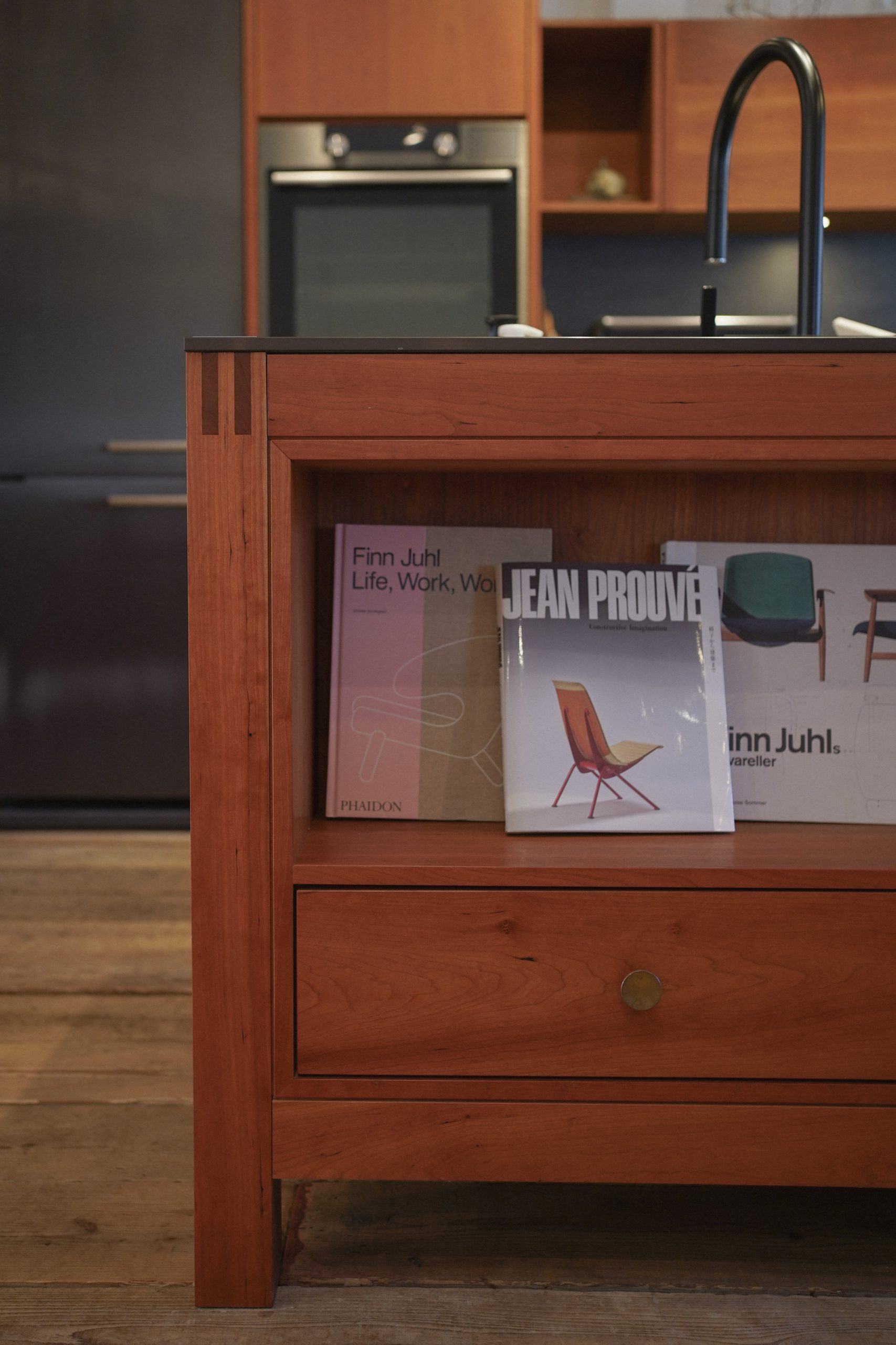 title: 12.19｜職人技が光るほぞ組み | Page No,638 | No.5 | sync-furniture | 株式会社 SYNC | 福岡県 家具工房 | オーダーメイドキッチン