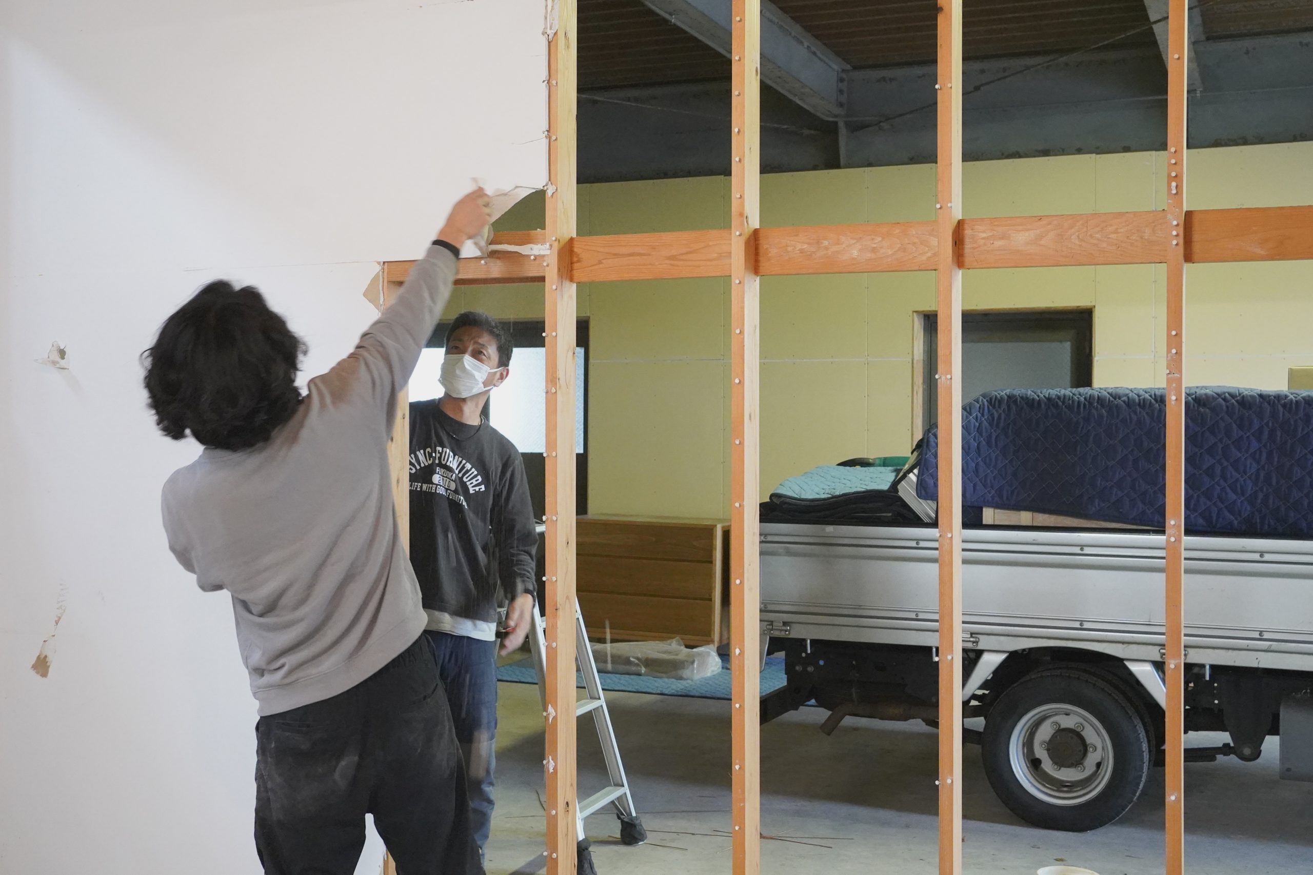 title: 04.02｜工房が広くなる | Page No,657 | No.1 | sync-furniture | 株式会社 SYNC | 福岡県 家具工房 | オーダーメイドキッチン