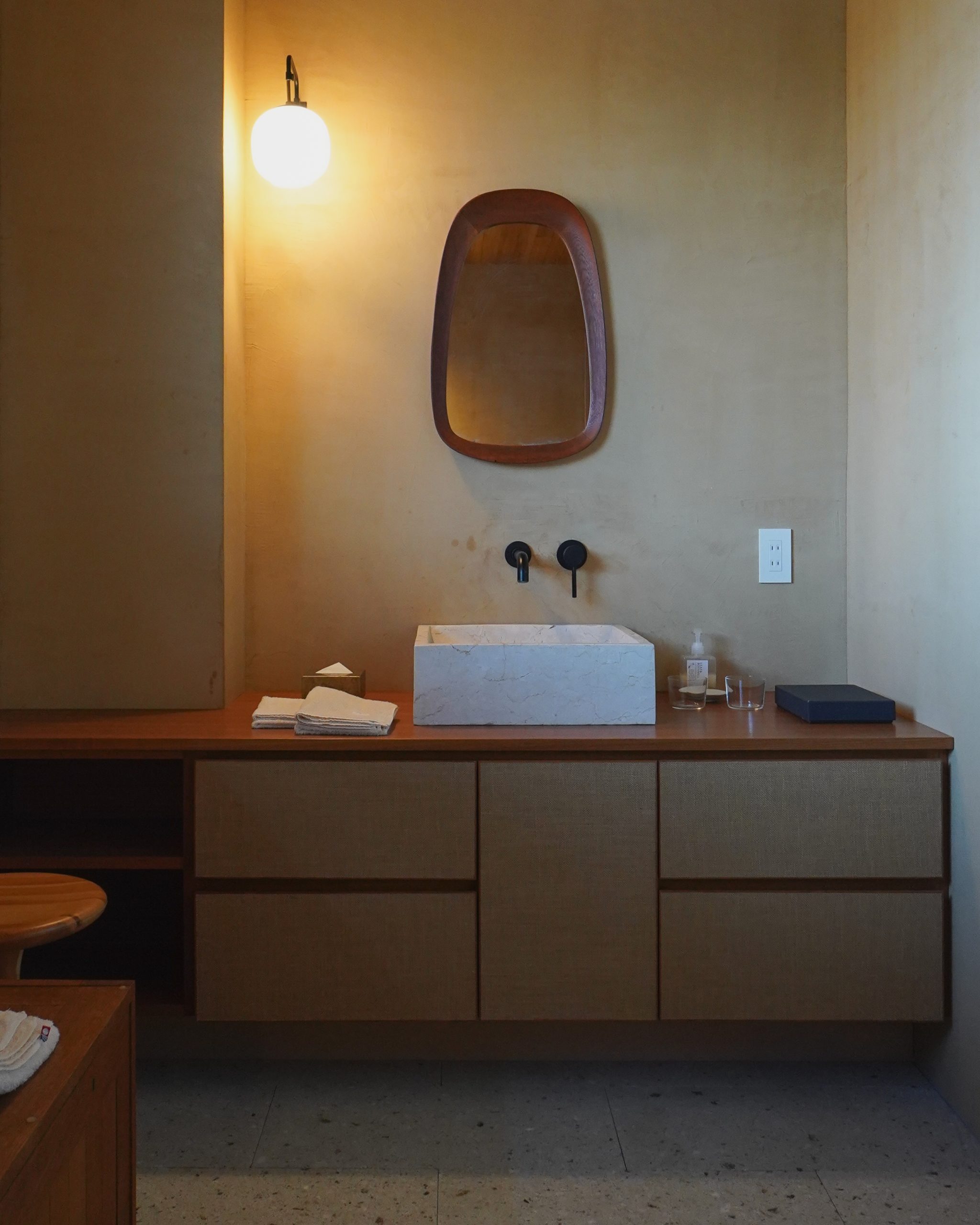 title: 07.10｜家具がつくる心地よい空間 | Page No,671 | No.36 | sync-furniture | 株式会社 SYNC | 福岡県 家具工房 | オーダーメイドキッチン