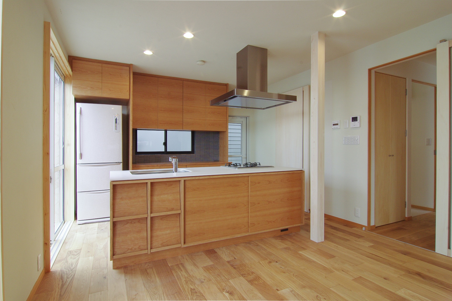 title: HOUSE 14 | Page No,6 | No.2 | sync-furniture | 株式会社 SYNC | 福岡県 家具工房 | オーダーメイドキッチン