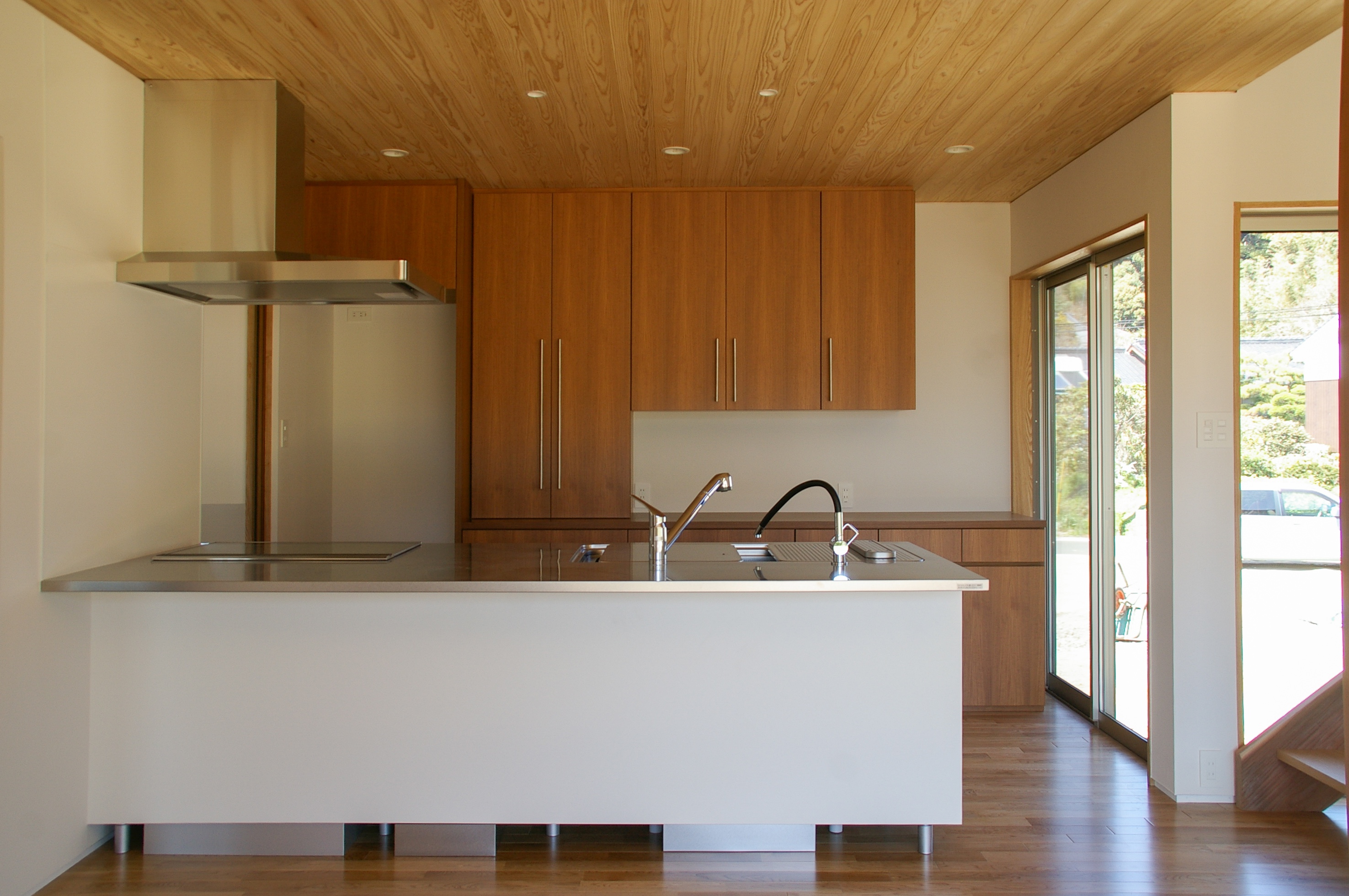 title: HOUSE 19 | Page No,13 | No.3 | sync-furniture | 株式会社 SYNC | 福岡県 家具工房 | オーダーメイドキッチン