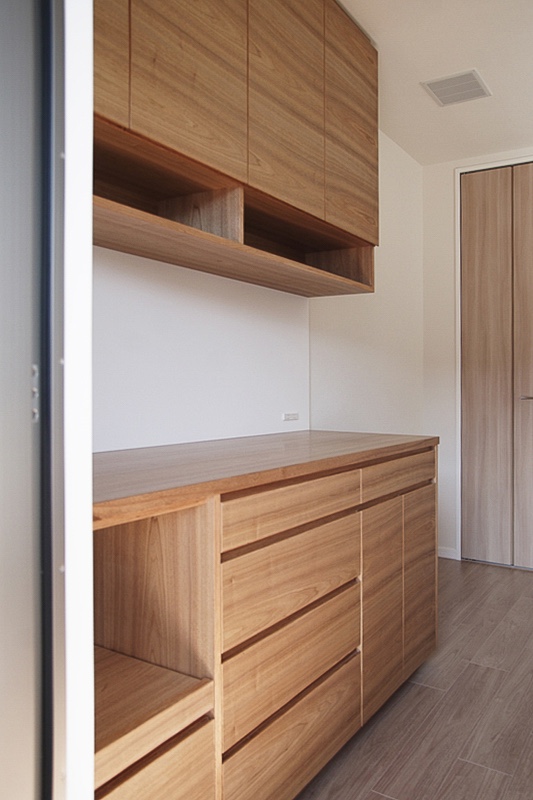 title: HOUSE 41 | Page No,43 | No.2 | sync-furniture | 株式会社 SYNC | 福岡県 家具工房 | オーダーメイドキッチン