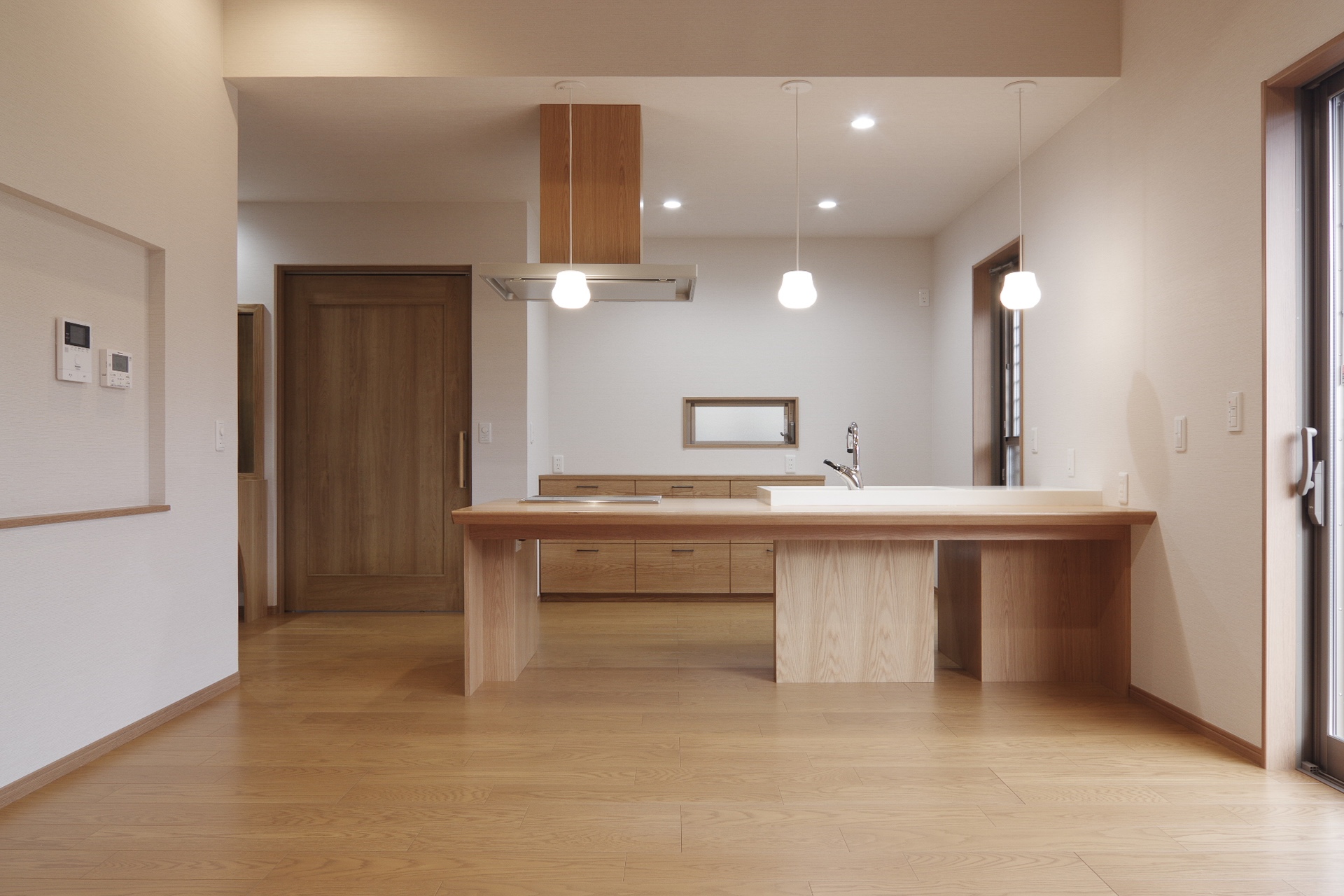 title: HOUSE 51 | Page No,54 | No.1 | sync-furniture | 株式会社 SYNC | 福岡県 家具工房 | オーダーメイドキッチン