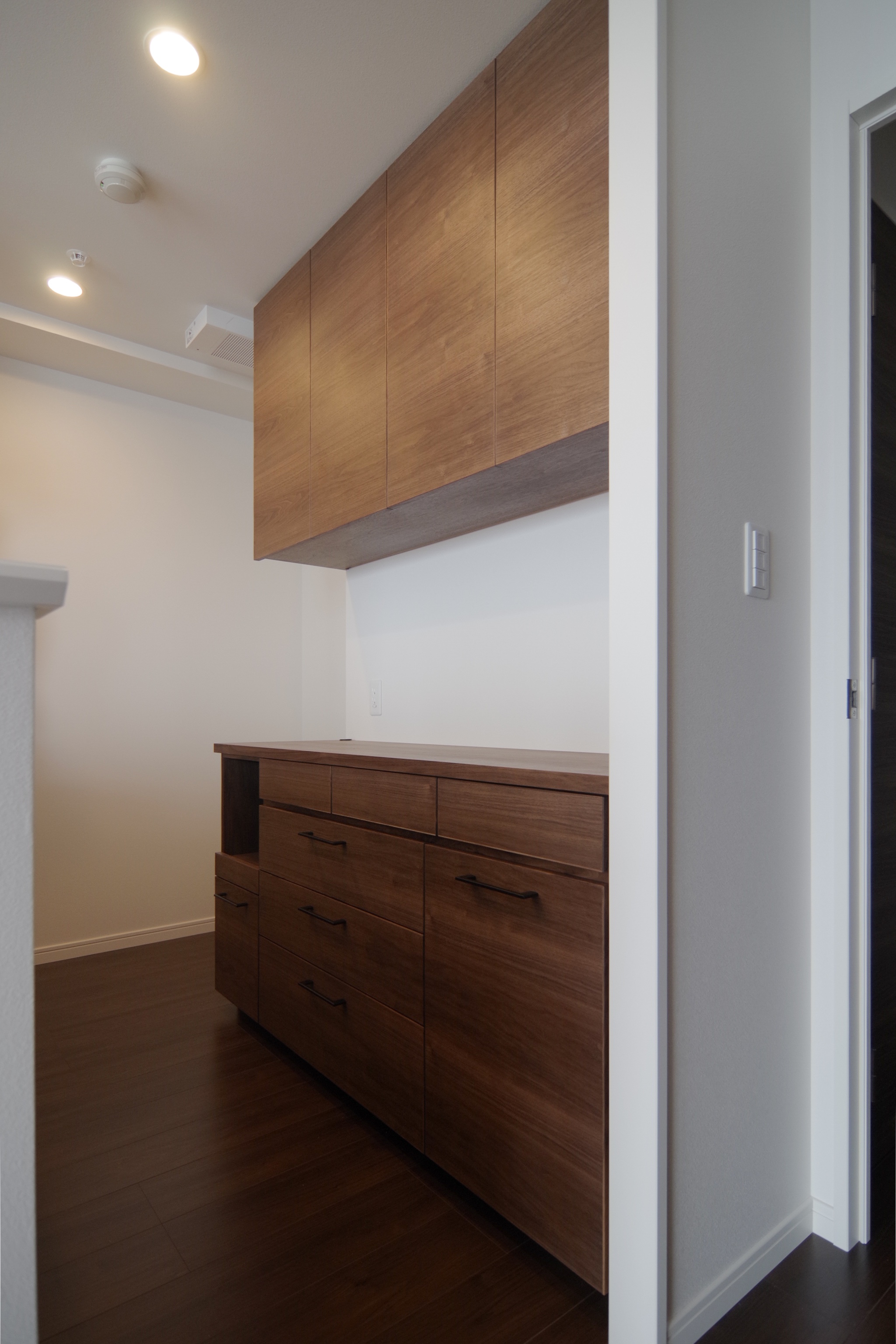 title: HOUSE 54 | Page No,57 | No.8 | sync-furniture | 株式会社 SYNC | 福岡県 家具工房 | オーダーメイドキッチン