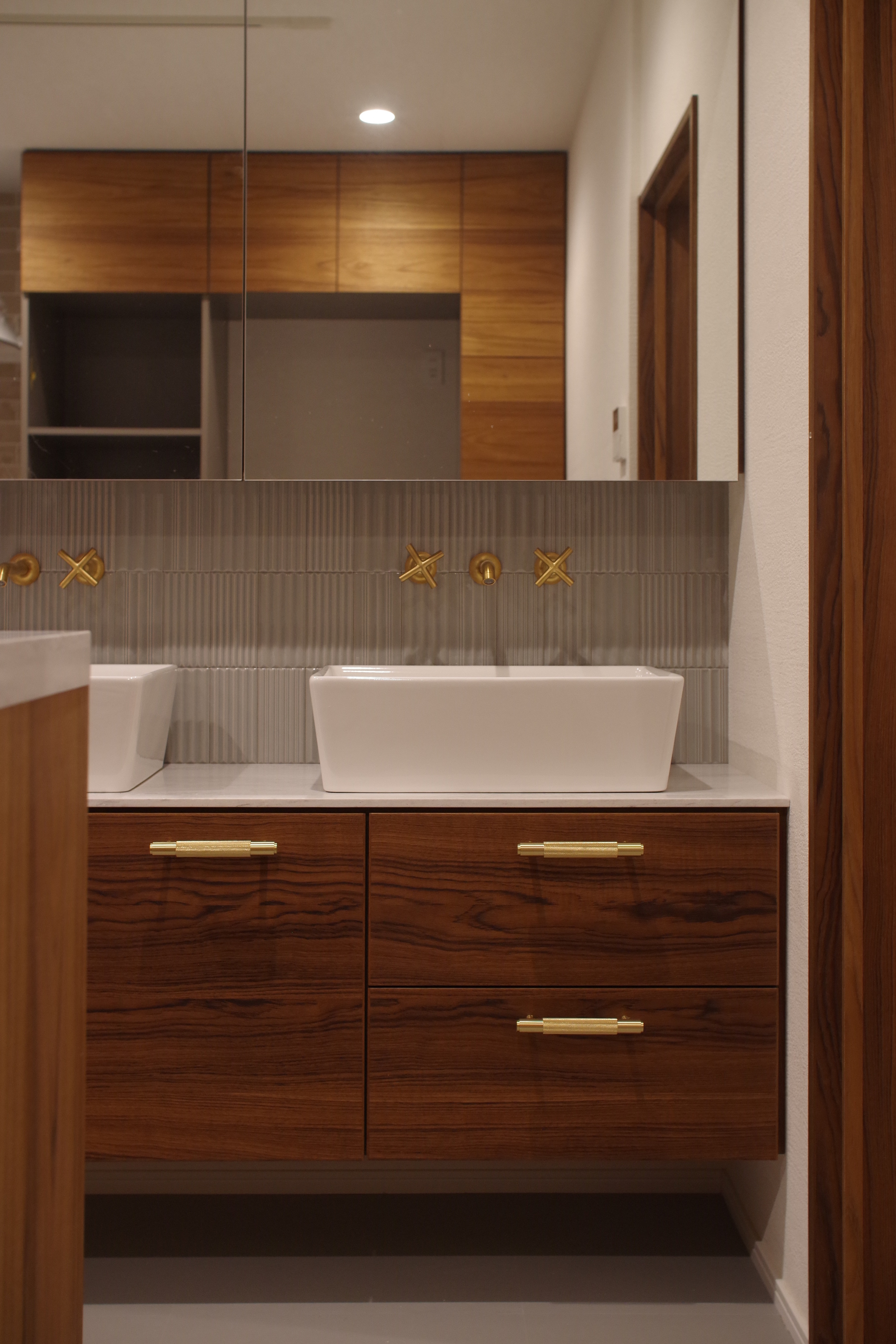 title: HOUSE 72 | Page No,79 | No.7 | sync-furniture | 株式会社 SYNC | 福岡県 家具工房 | オーダーメイドキッチン