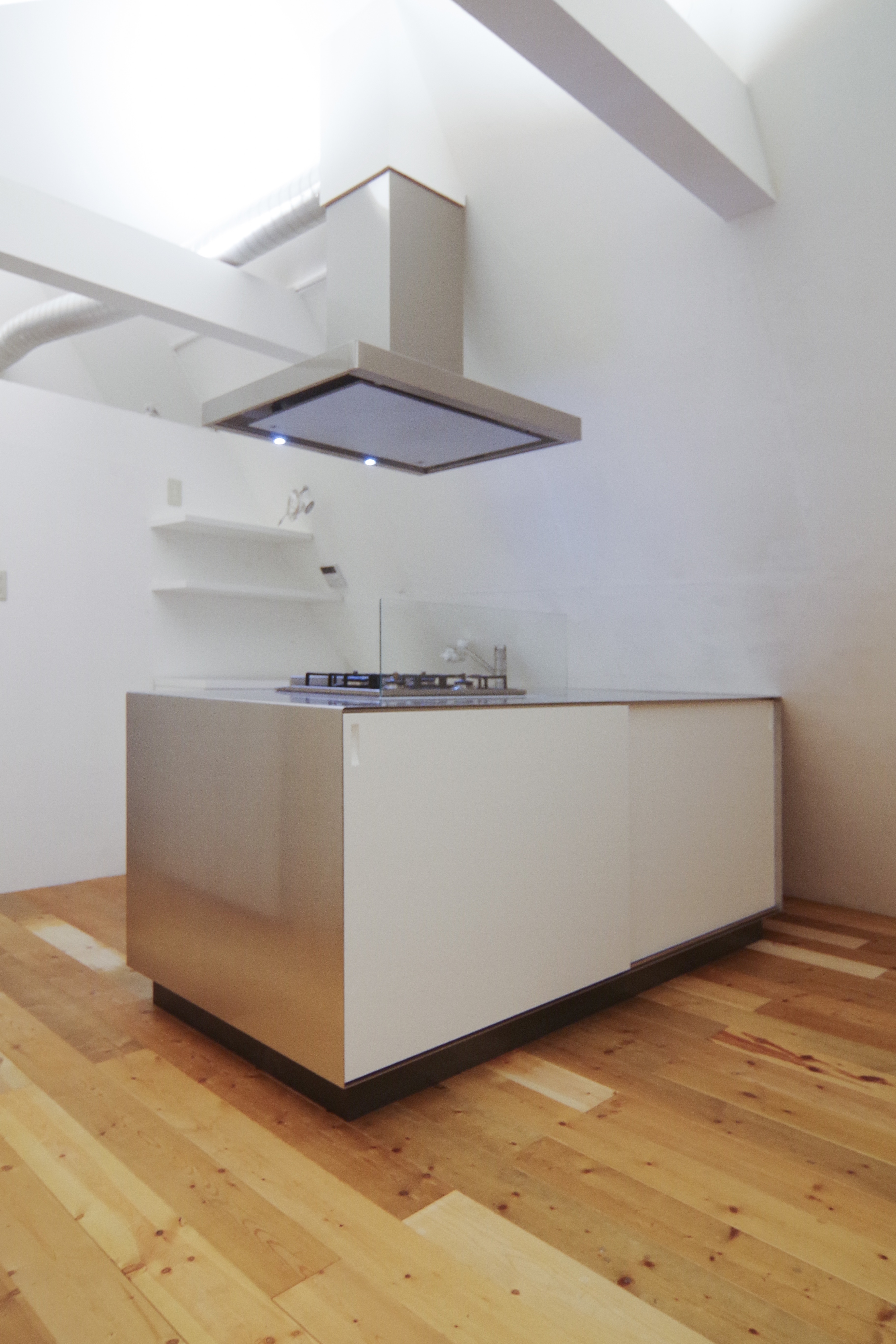 title: HOUSE 74 | Page No,81 | No.3 | sync-furniture | 株式会社 SYNC | 福岡県 家具工房 | オーダーメイドキッチン