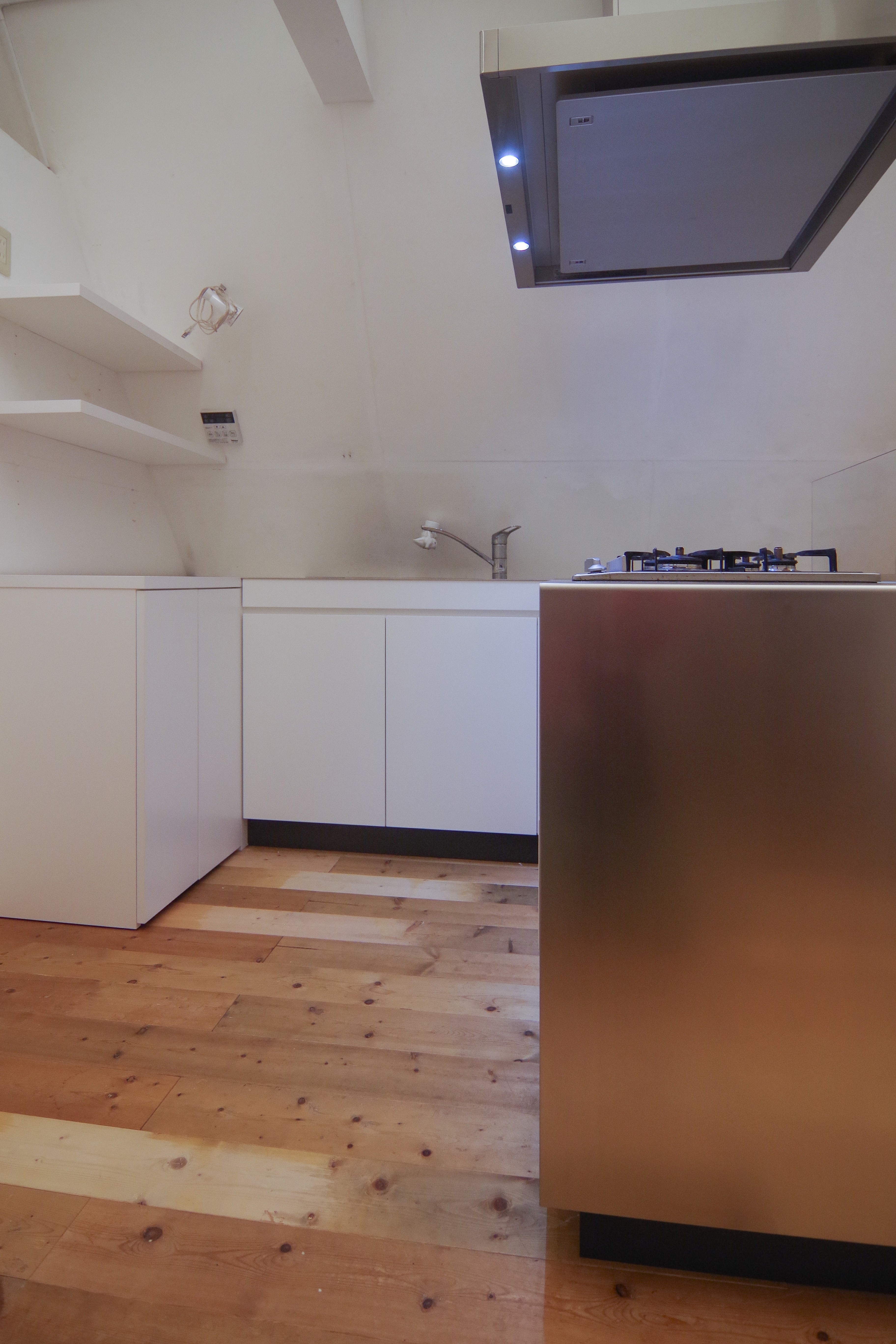 title: HOUSE 74 | Page No,81 | No.4 | sync-furniture | 株式会社 SYNC | 福岡県 家具工房 | オーダーメイドキッチン