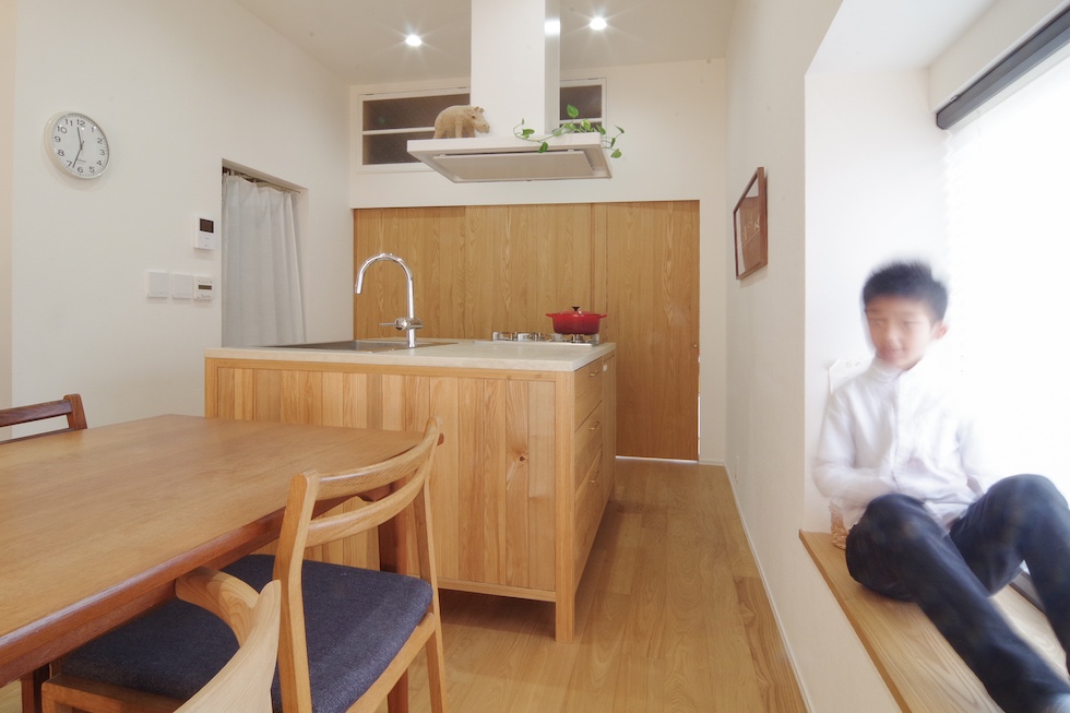 title: HOUSE 81 | Page No,88 | No.4 | sync-furniture | 株式会社 SYNC | 福岡県 家具工房 | オーダーメイドキッチン
