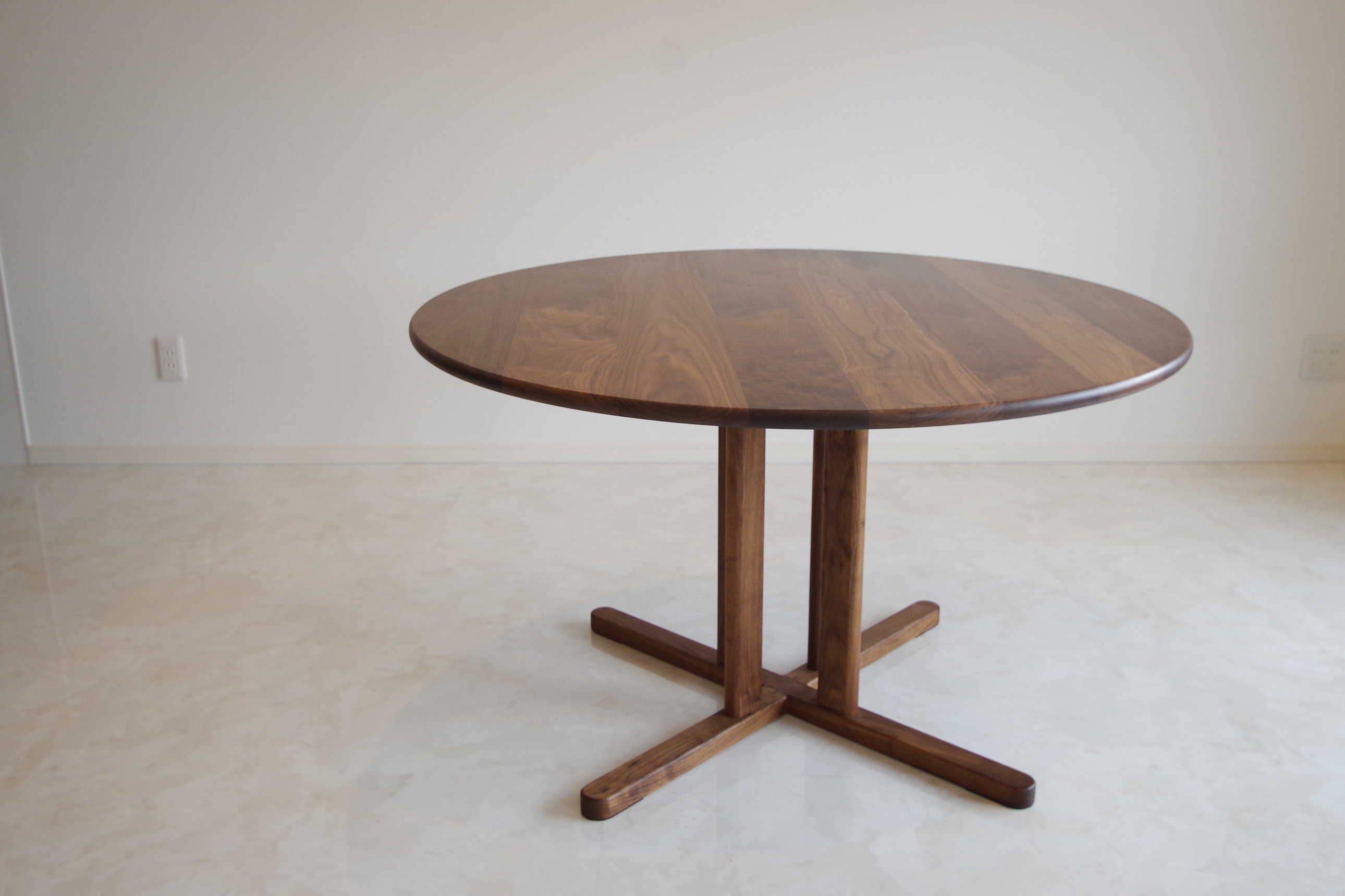 title: HOUSE 92 | Page No,100 | No.1 | sync-furniture | 株式会社 SYNC | 福岡県 家具工房 | オーダーメイドキッチン