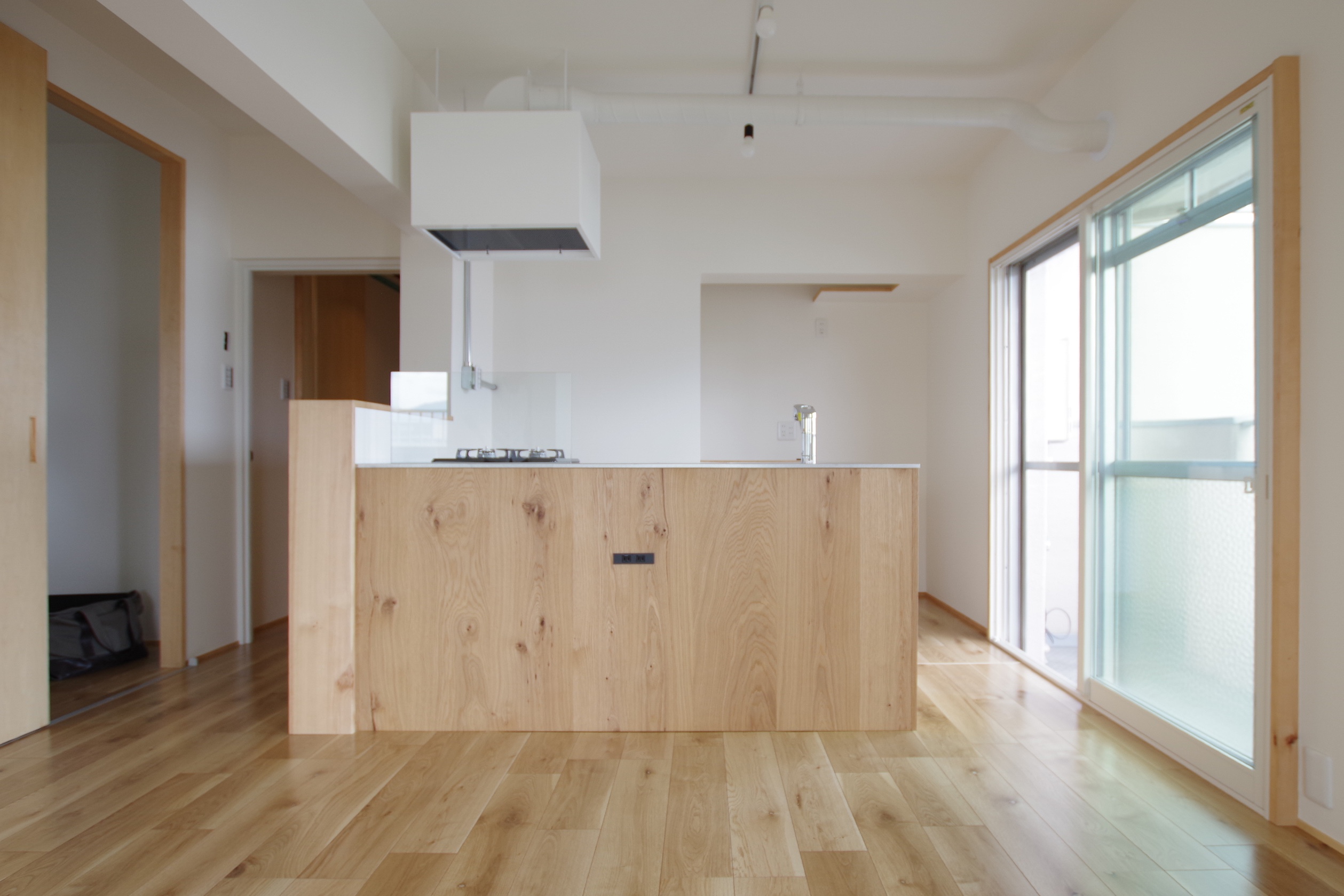 title: HOUSE 94 | Page No,102 | No.1 | sync-furniture | 株式会社 SYNC | 福岡県 家具工房 | オーダーメイドキッチン