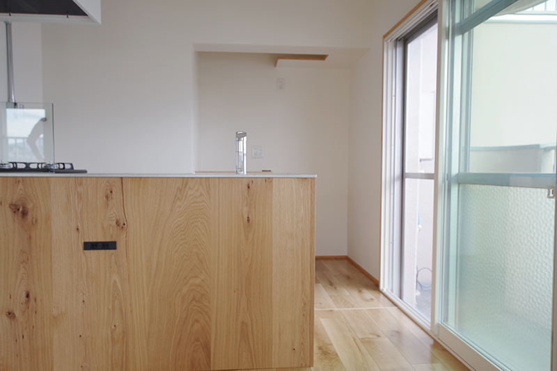 title: HOUSE 94 | Page No,102 | No.3 | sync-furniture | 株式会社 SYNC | 福岡県 家具工房 | オーダーメイドキッチン
