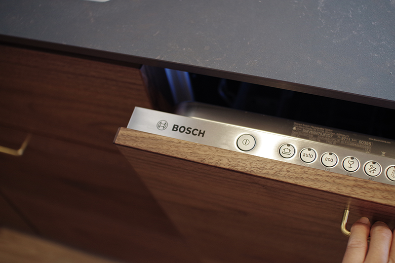 title: HOUSE 98 | Page No,106 | No.9 | sync-furniture | 株式会社 SYNC | 福岡県 家具工房 | オーダーメイドキッチン