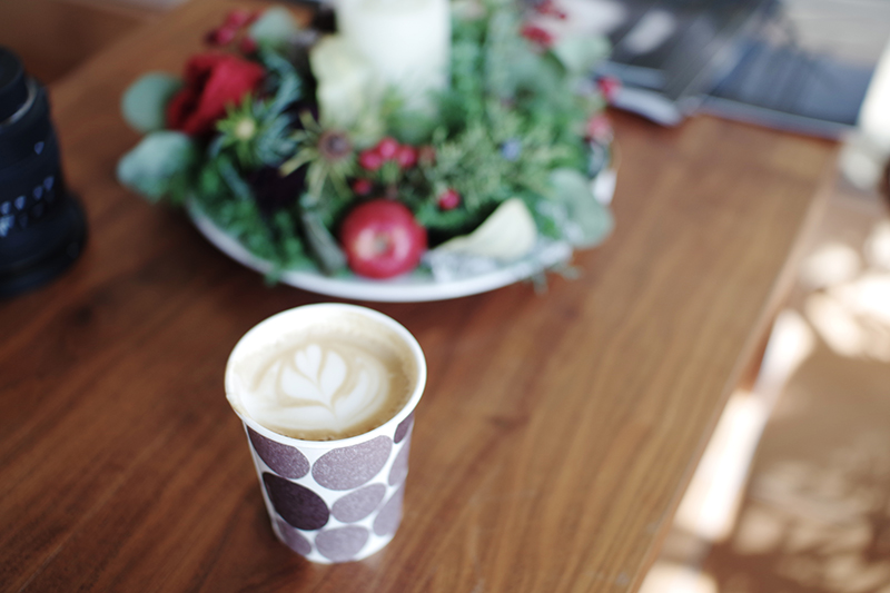 title: SHOP｜あだち珈琲  大川店 | Page No,108 | No.6 | sync-furniture | 株式会社 SYNC | 福岡県 家具工房 | オーダーメイドキッチン