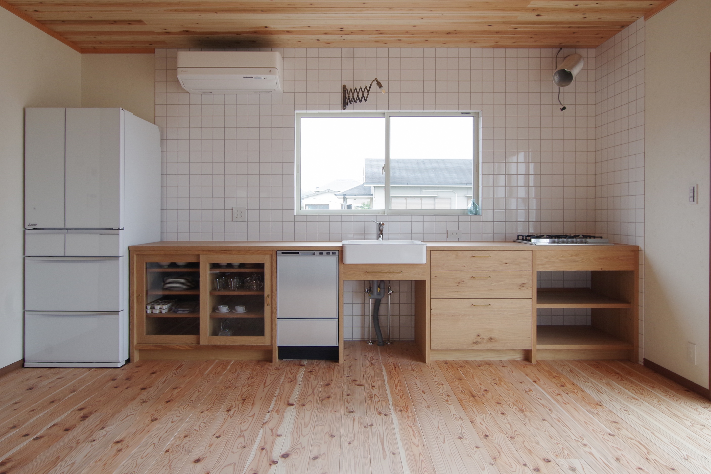 title: HOUSE 105 | Page No,116 | No.2 | sync-furniture | 株式会社 SYNC | 福岡県 家具工房 | オーダーメイドキッチン