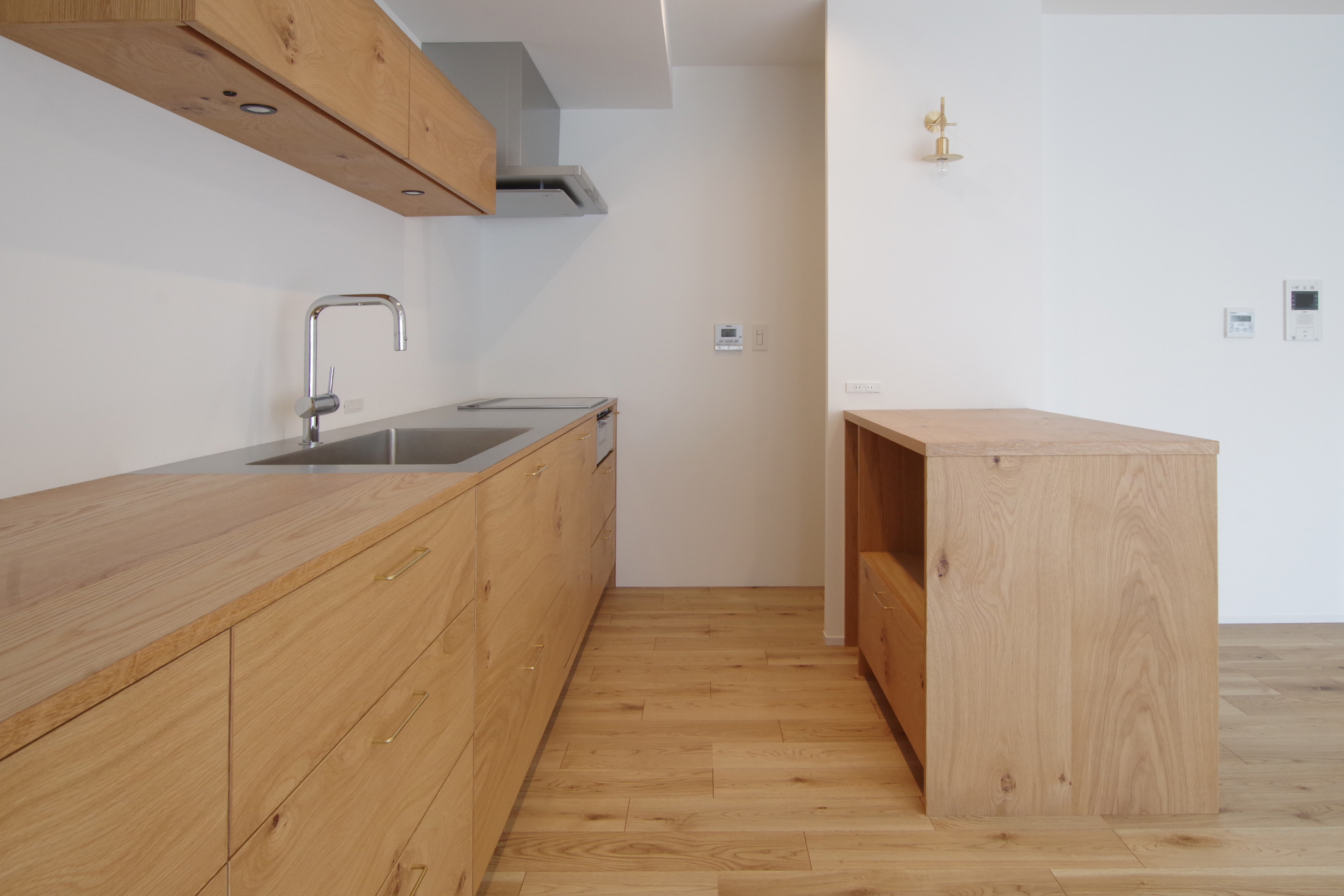 title: HOUSE 106 | Page No,117 | No.3 | sync-furniture | 株式会社 SYNC | 福岡県 家具工房 | オーダーメイドキッチン