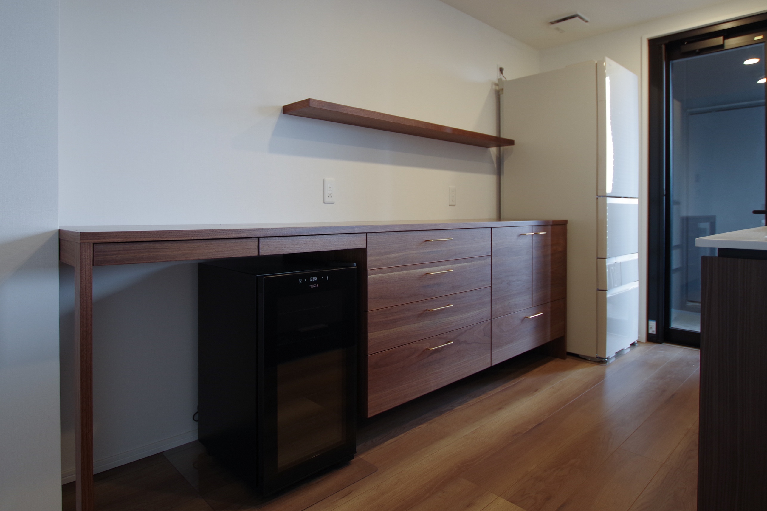 title: HOUSE 111 | Page No,122 | No.1 | sync-furniture | 株式会社 SYNC | 福岡県 家具工房 | オーダーメイドキッチン