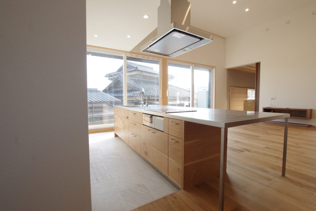 title: HOUSE 108 | Page No,119 | No.4 | sync-furniture | 株式会社 SYNC | 福岡県 家具工房 | オーダーメイドキッチン