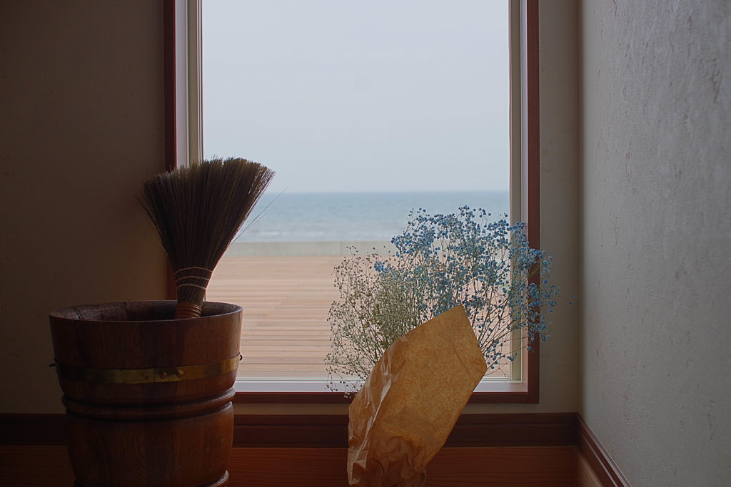 title: HOUSE 105 | Page No,116 | No.10 | sync-furniture | 株式会社 SYNC | 福岡県 家具工房 | オーダーメイドキッチン