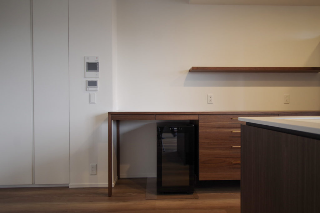 title: HOUSE 111 | Page No,122 | No.3 | sync-furniture | 株式会社 SYNC | 福岡県 家具工房 | オーダーメイドキッチン