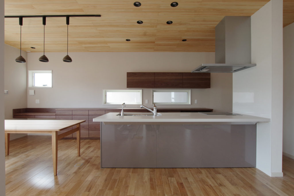 title: HOUSE 109 | Page No,120 | No.3 | sync-furniture | 株式会社 SYNC | 福岡県 家具工房 | オーダーメイドキッチン