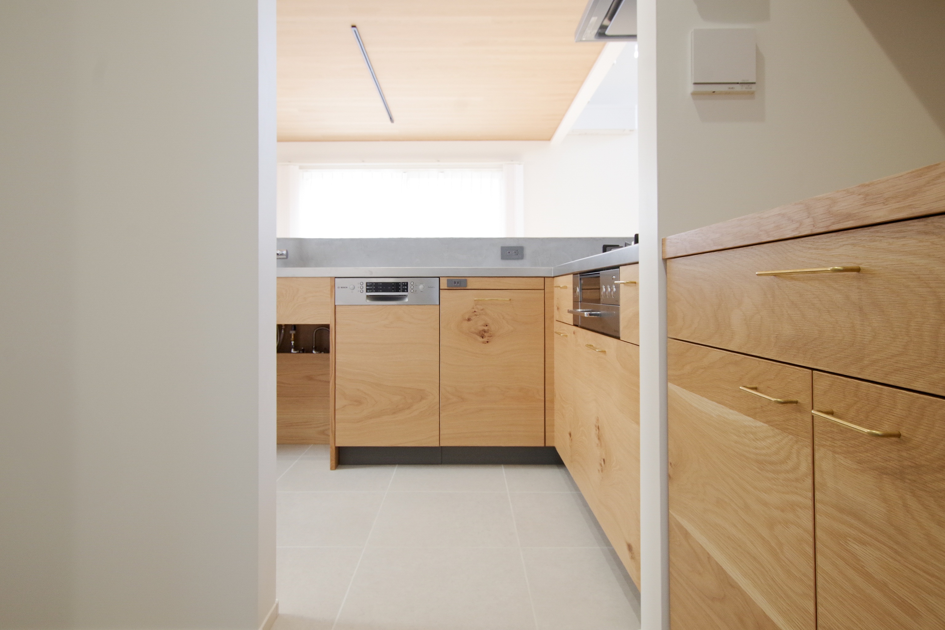 title: HOUSE 114 | Page No,125 | No.4 | sync-furniture | 株式会社 SYNC | 福岡県 家具工房 | オーダーメイドキッチン