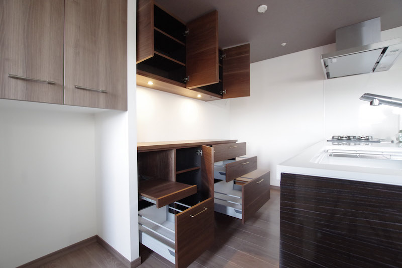 title: HOUSE 113 | Page No,124 | No.3 | sync-furniture | 株式会社 SYNC | 福岡県 家具工房 | オーダーメイドキッチン