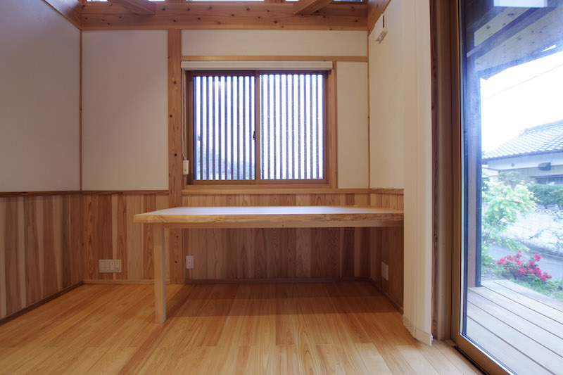 title: HOUSE 116 | Page No,127 | No.4 | sync-furniture | 株式会社 SYNC | 福岡県 家具工房 | オーダーメイドキッチン