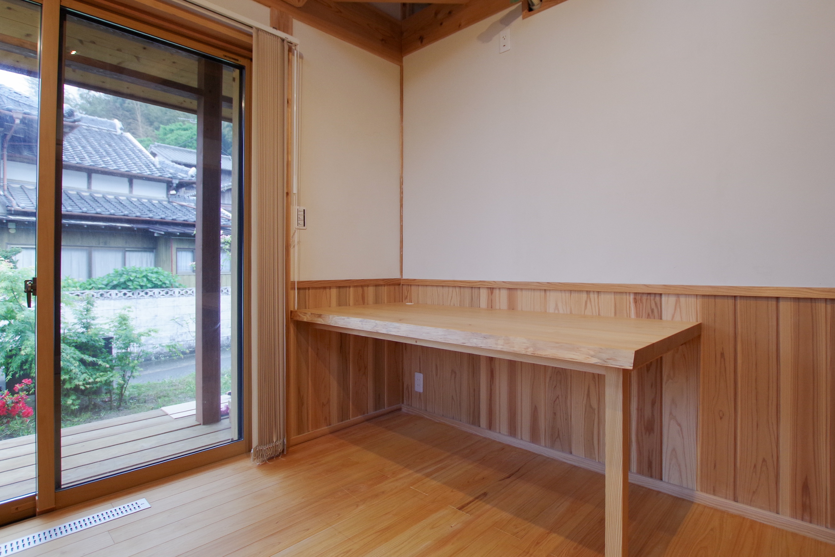 title: HOUSE 116 | Page No,127 | No.1 | sync-furniture | 株式会社 SYNC | 福岡県 家具工房 | オーダーメイドキッチン
