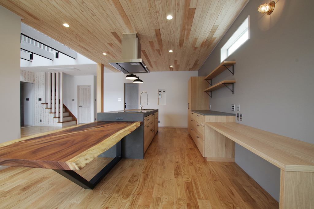 title: HOUSE 117 | Page No,128 | No.4 | sync-furniture | 株式会社 SYNC | 福岡県 家具工房 | オーダーメイドキッチン