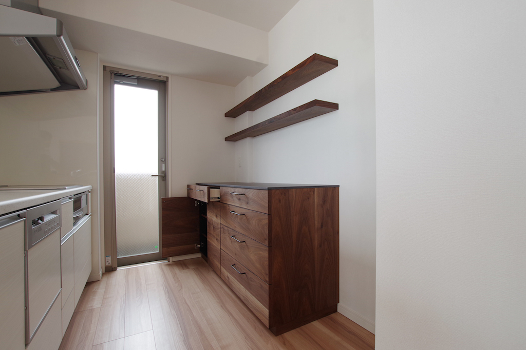 title: HOUSE 119 | Page No,130 | No.3 | sync-furniture | 株式会社 SYNC | 福岡県 家具工房 | オーダーメイドキッチン